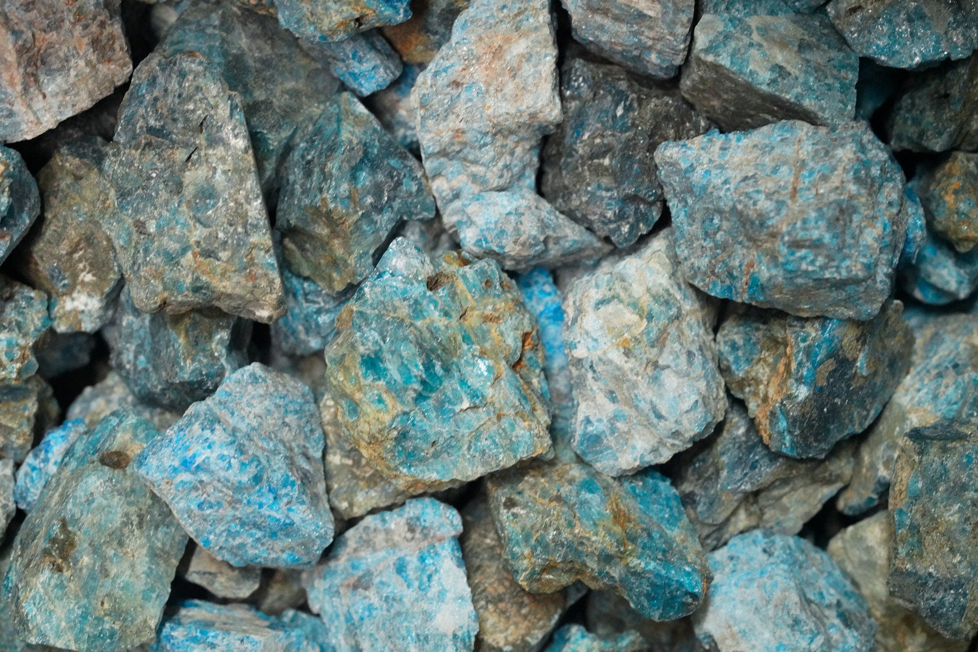 Raw Apatite Rough Stone