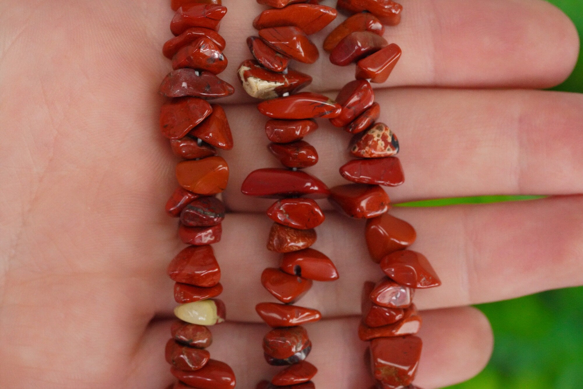 Red Jasper Tumbled Stone Crystal Chip Bracelet