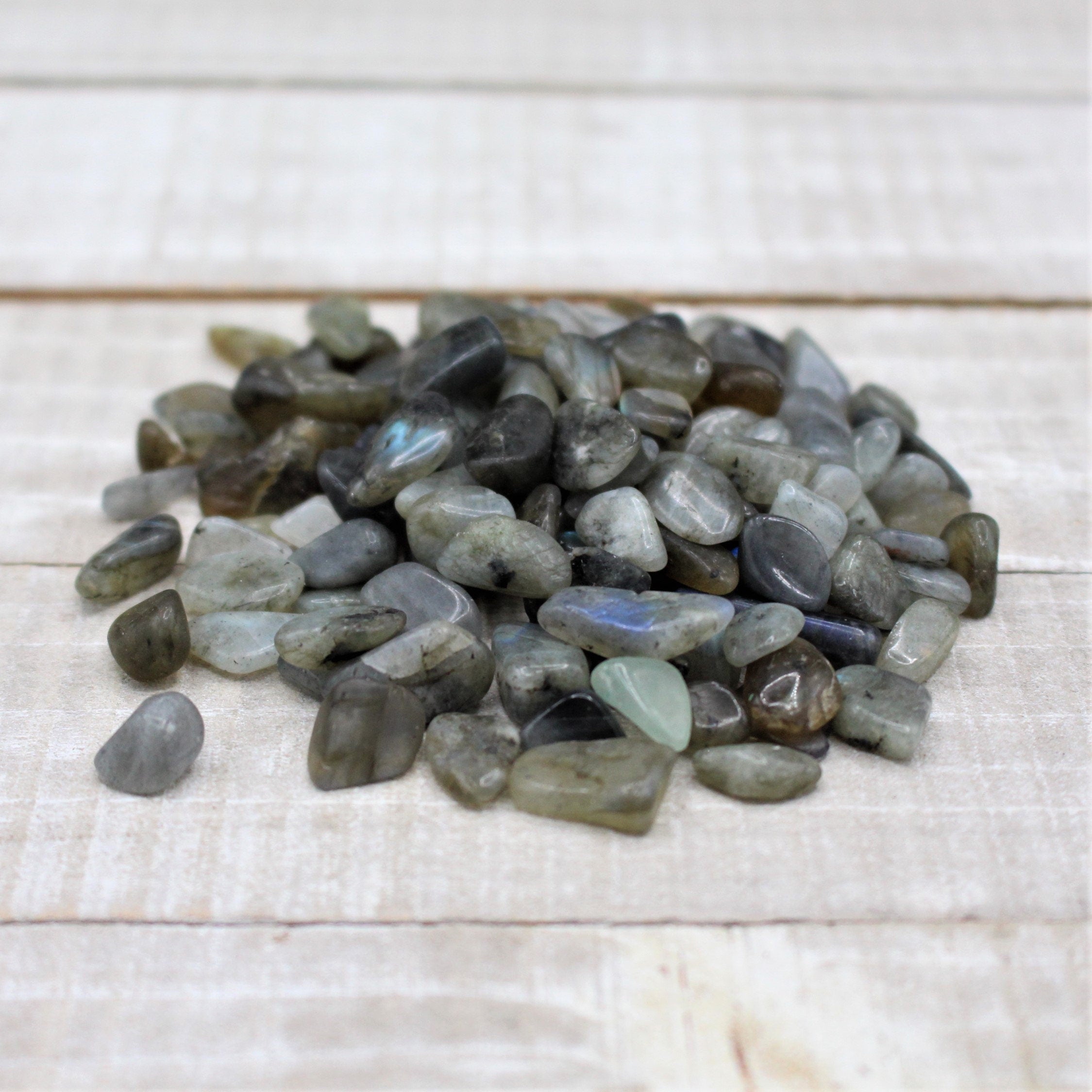Labradorite Tumbled Crystal Chips