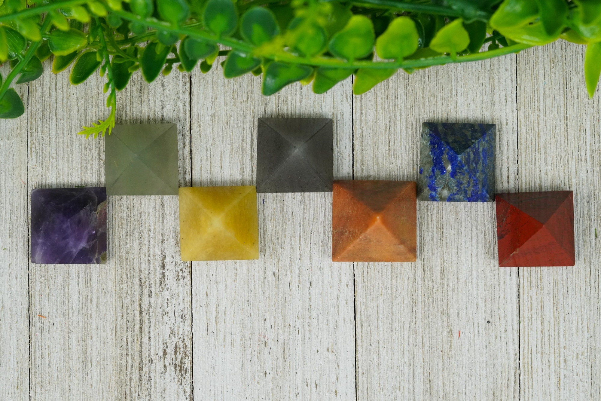 7 Chakra Pyramid Set