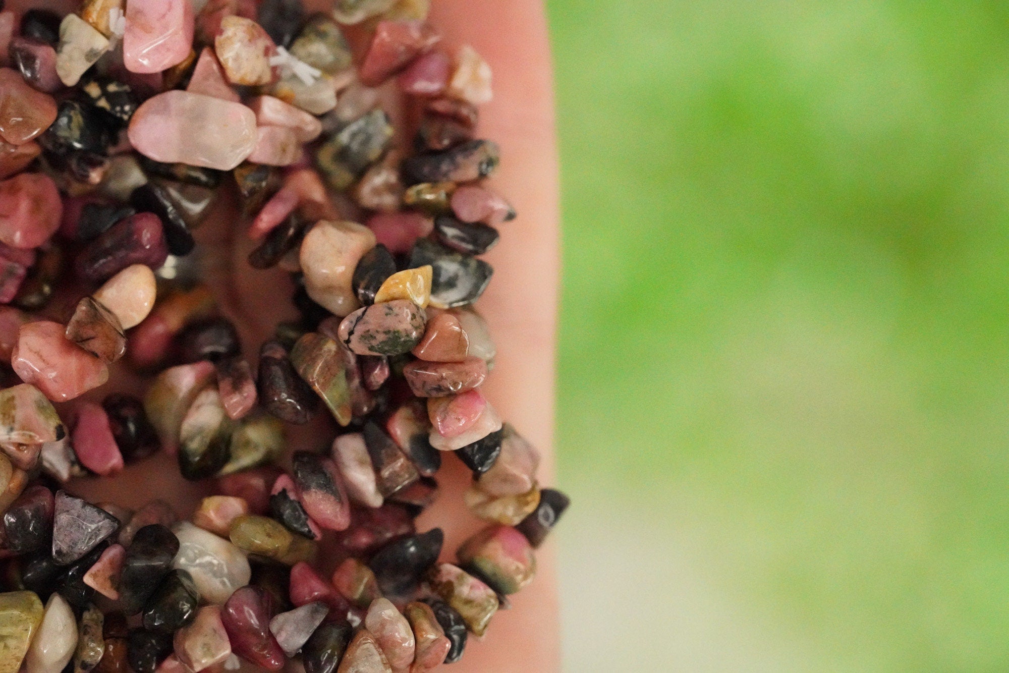 Rhodonite Tumbled Stone Crystal Chip Bracelet
