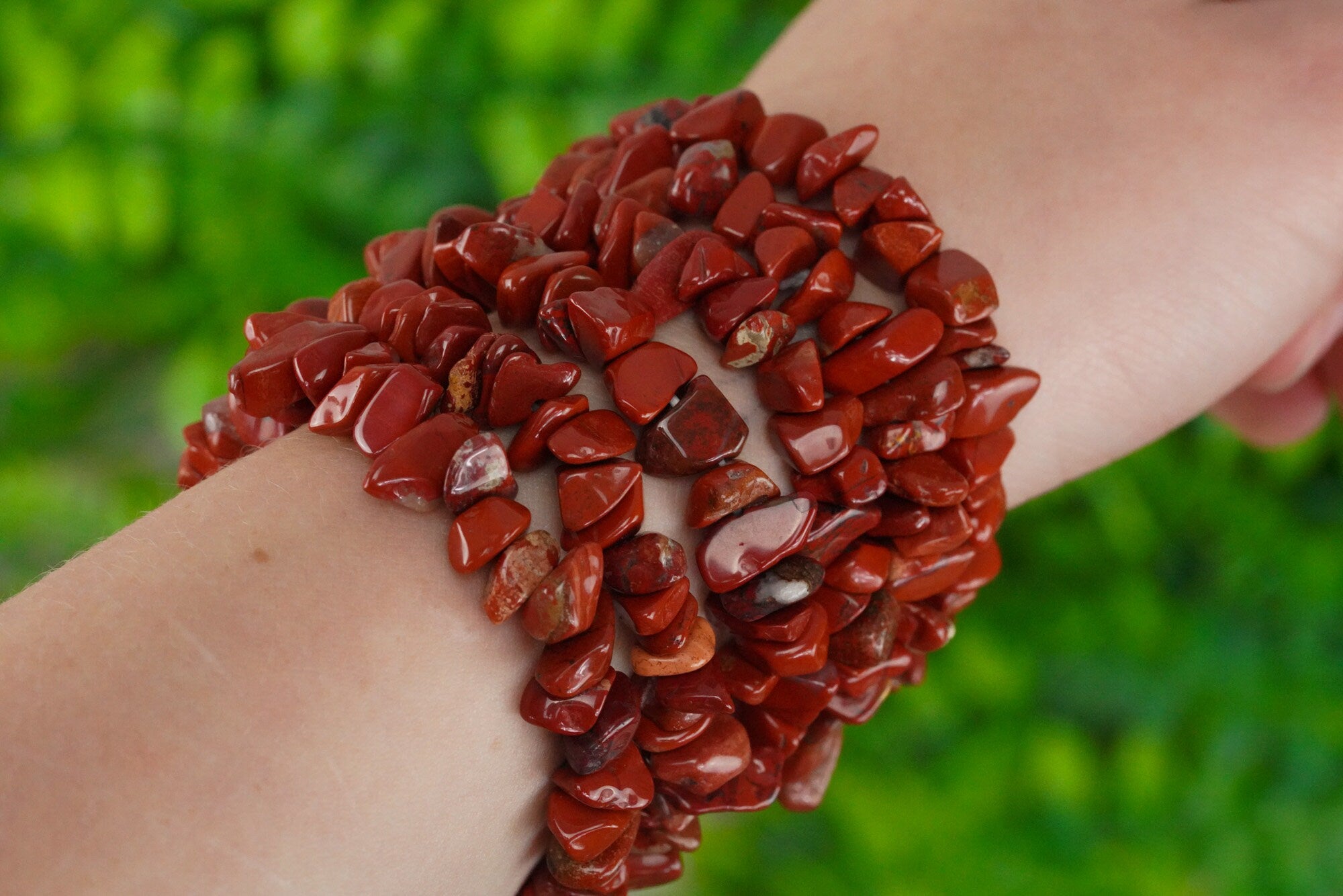 Red Jasper Tumbled Stone Crystal Chip Bracelet