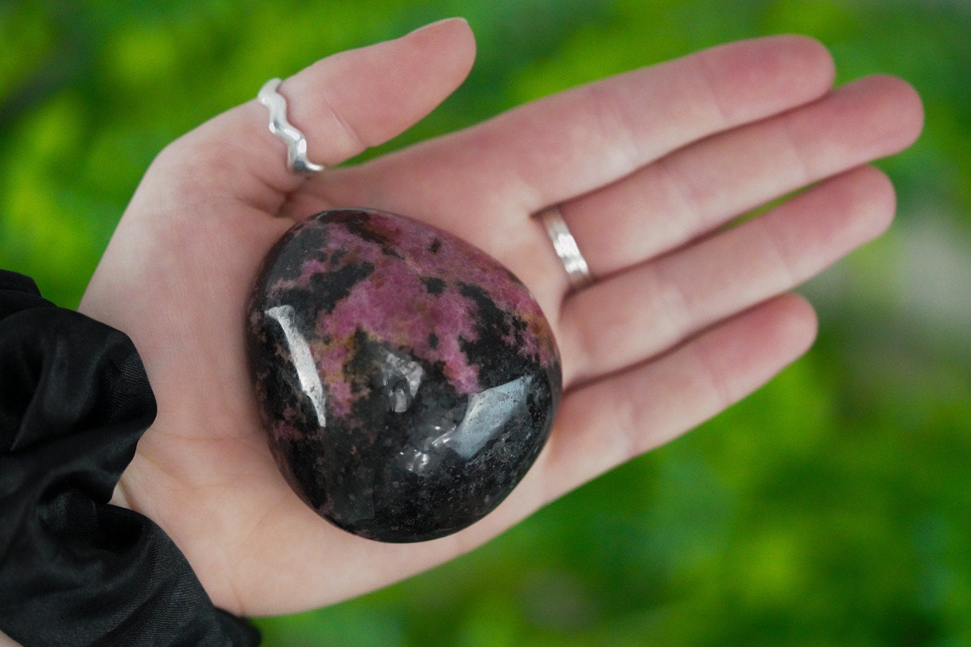 Rhodonite Palm Stone