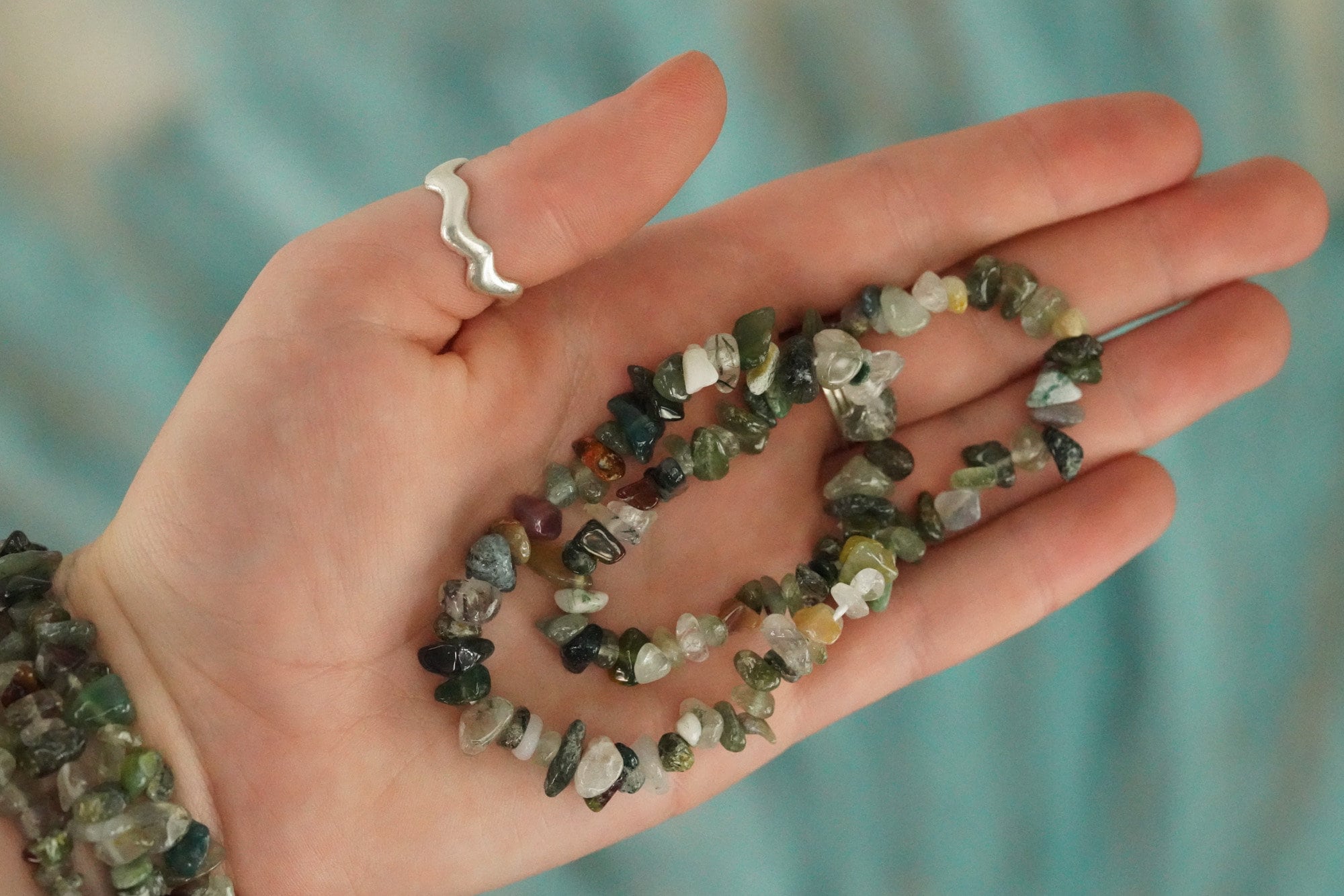 India Agate Stone Crystal Chip Bracelet