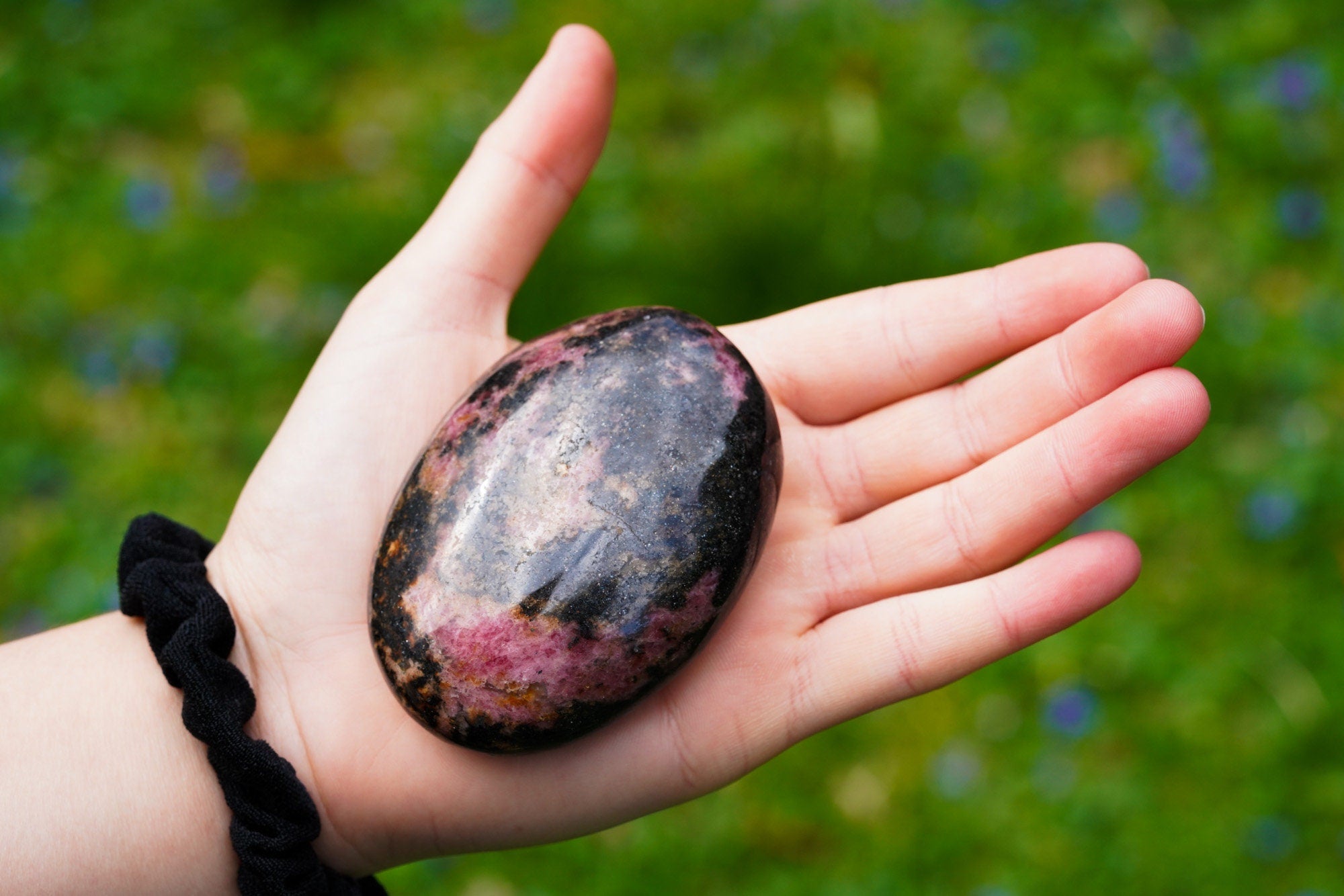 Rhodonite Palm Stone