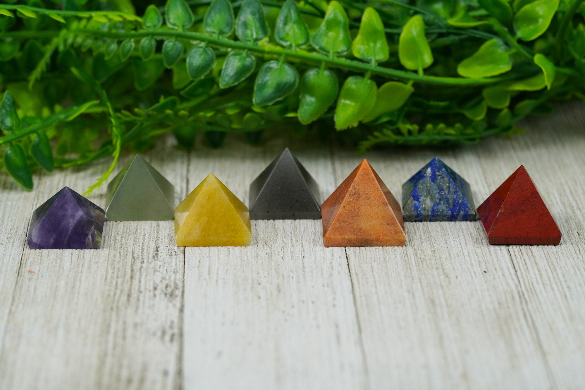 7 Chakra Pyramid Set