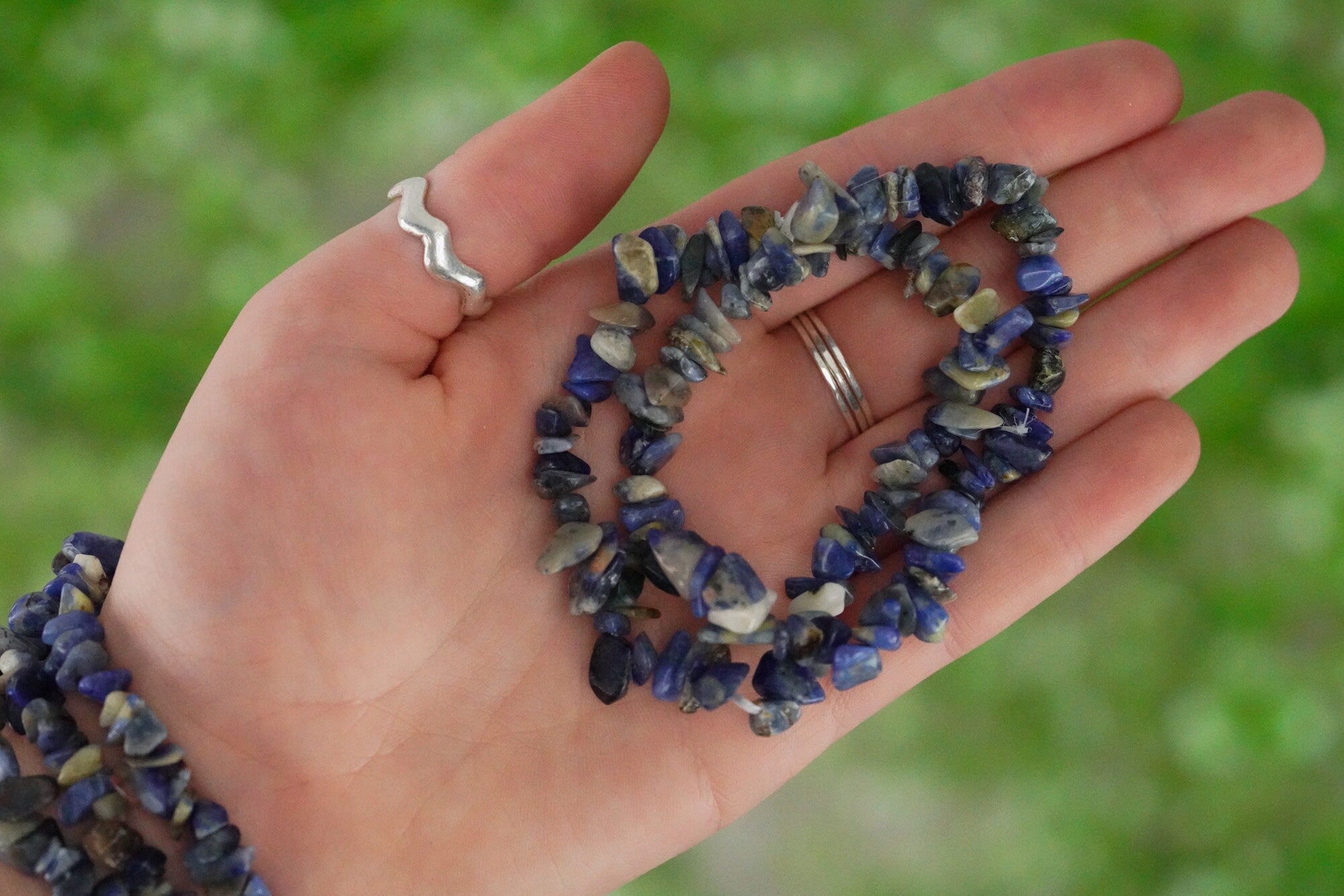 Sodalite Tumbled Stone Crystal Chip Bracelet