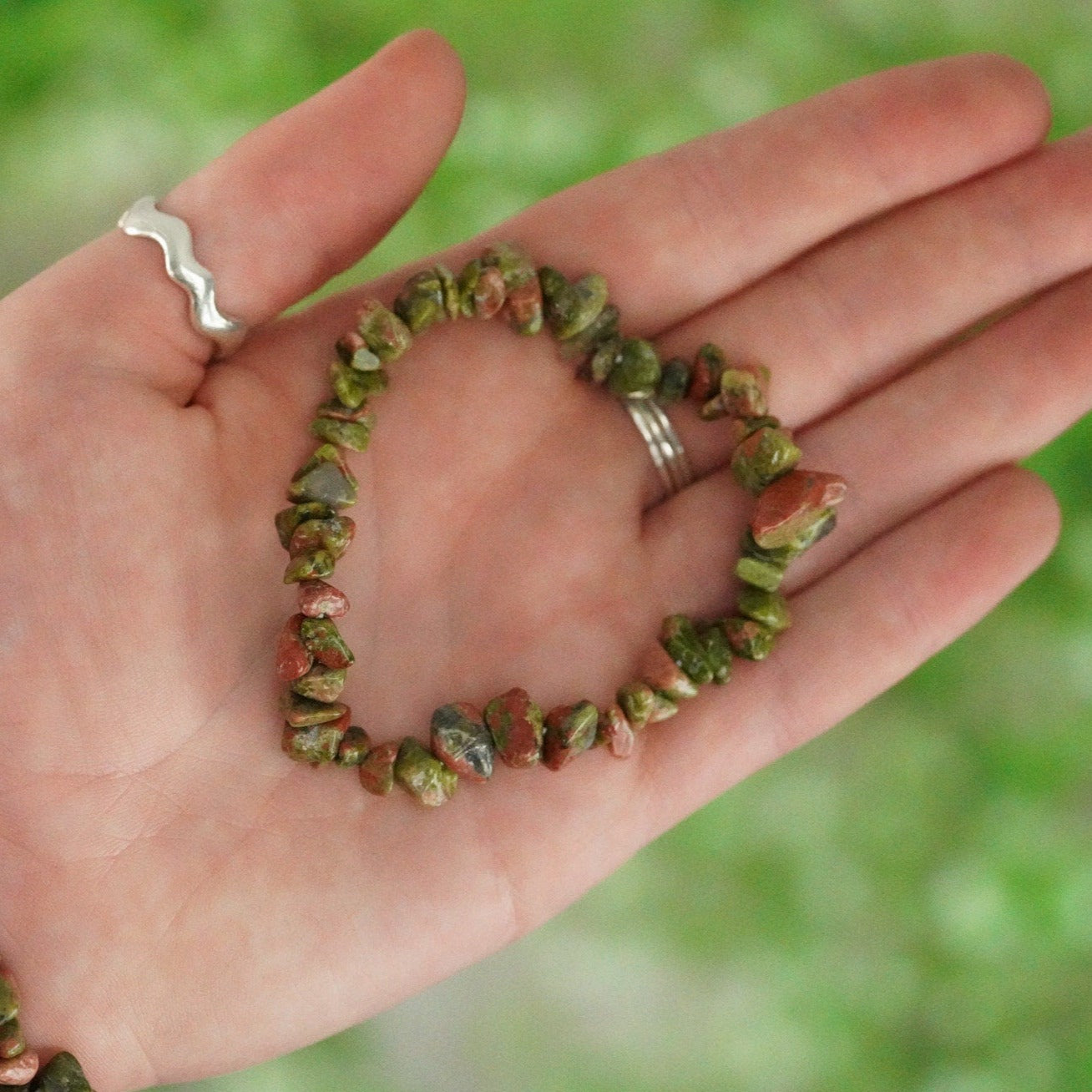 Unakite Tumbled Stone Crystal Chip Bracelet