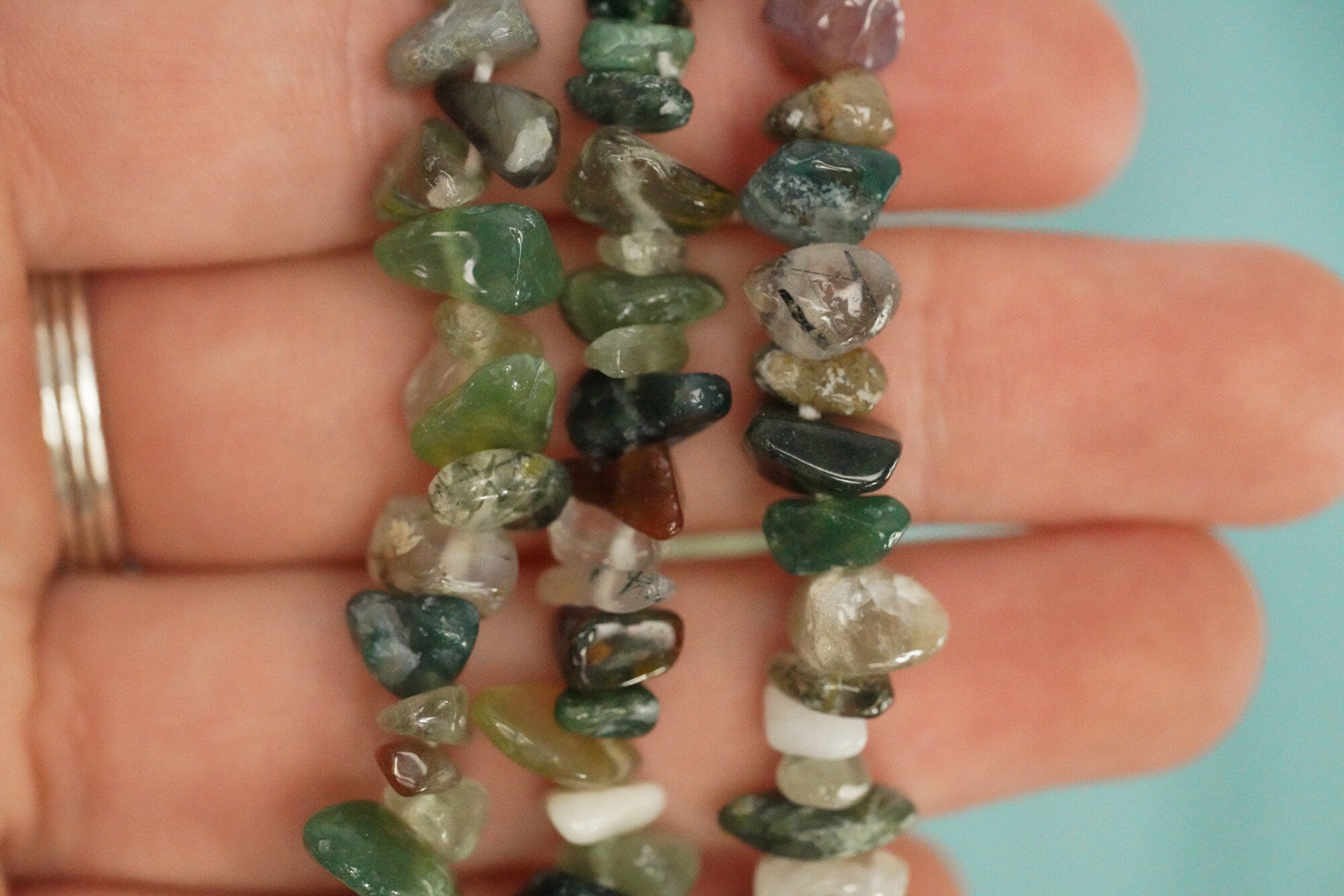 India Agate Stone Crystal Chip Bracelet