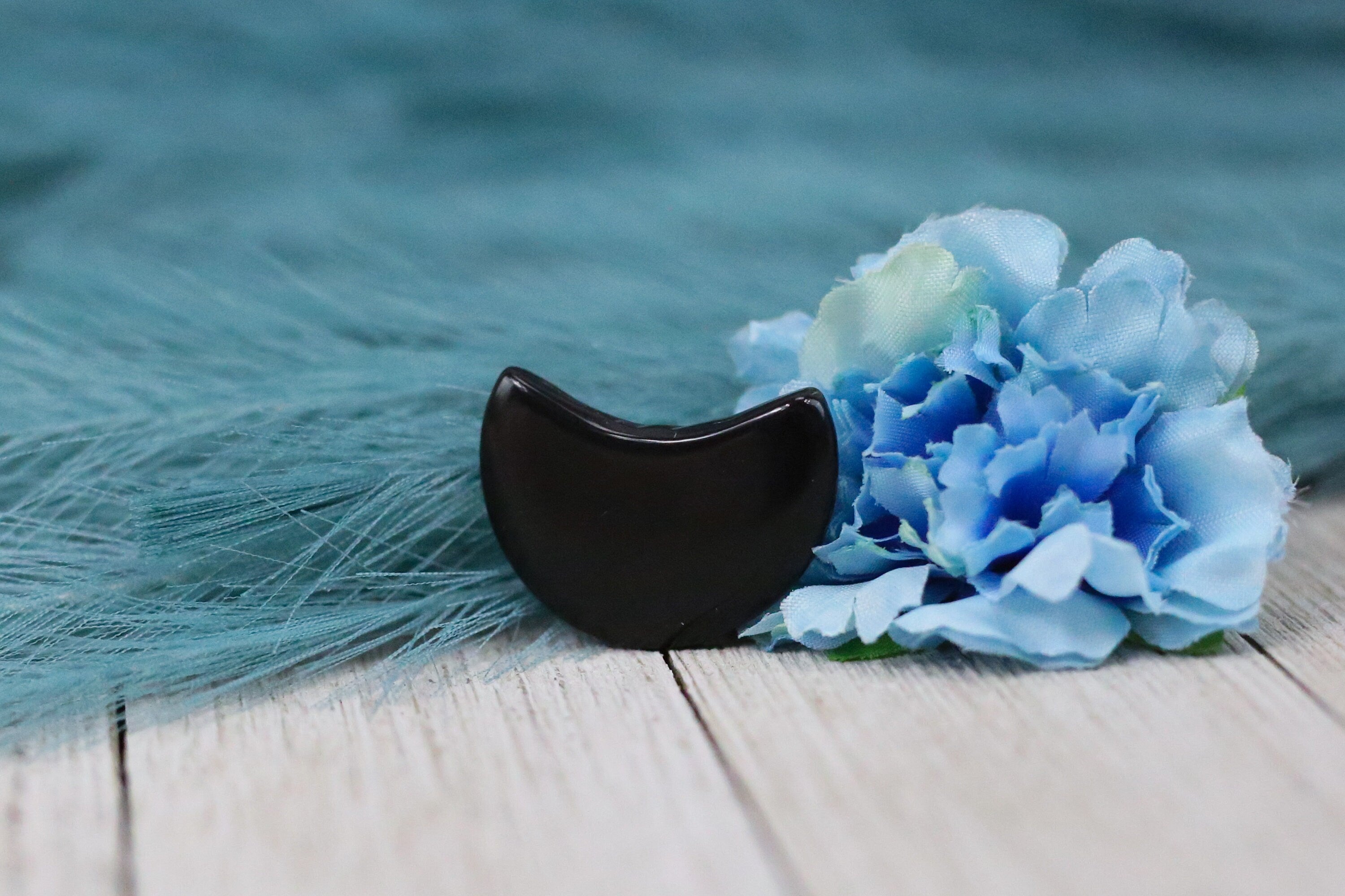 Obsidian Crystal Crescent Moon