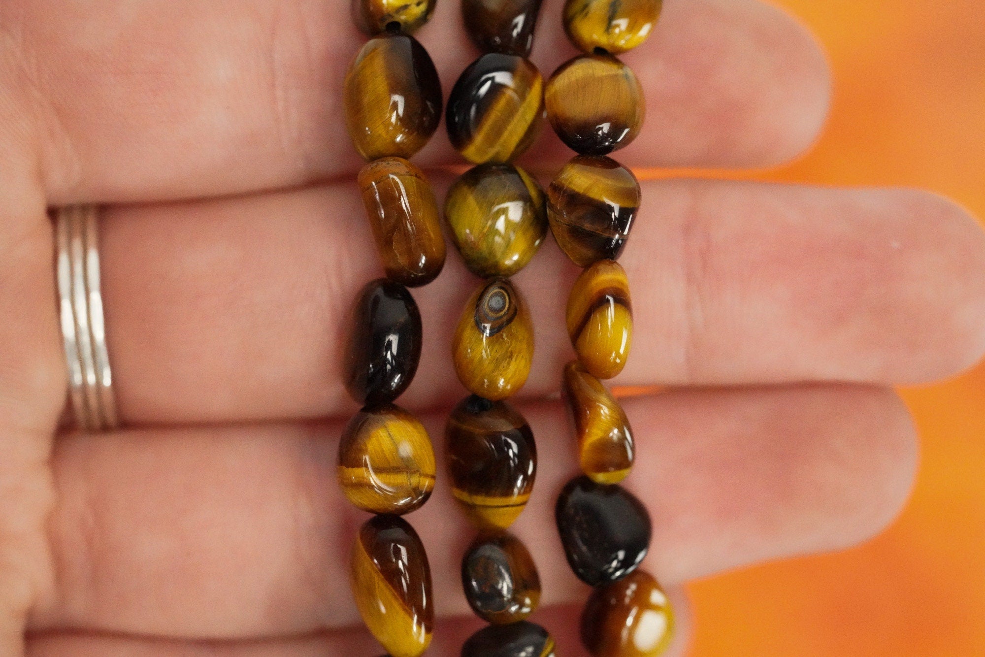 Tigers Eye Tumbled Stone Bracelet