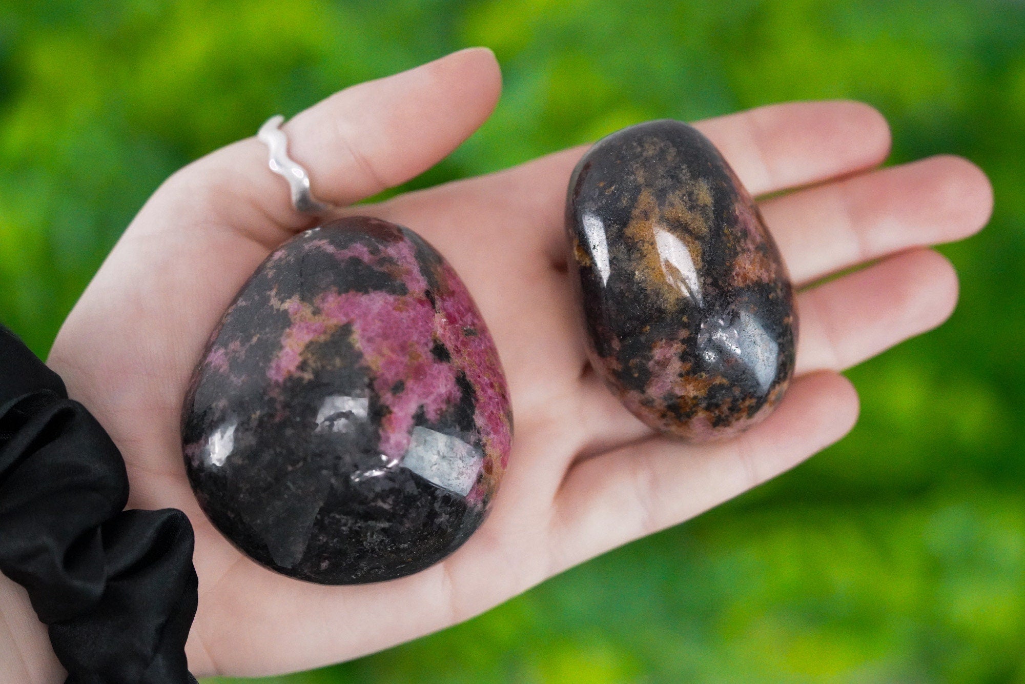 Rhodonite Palm Stone