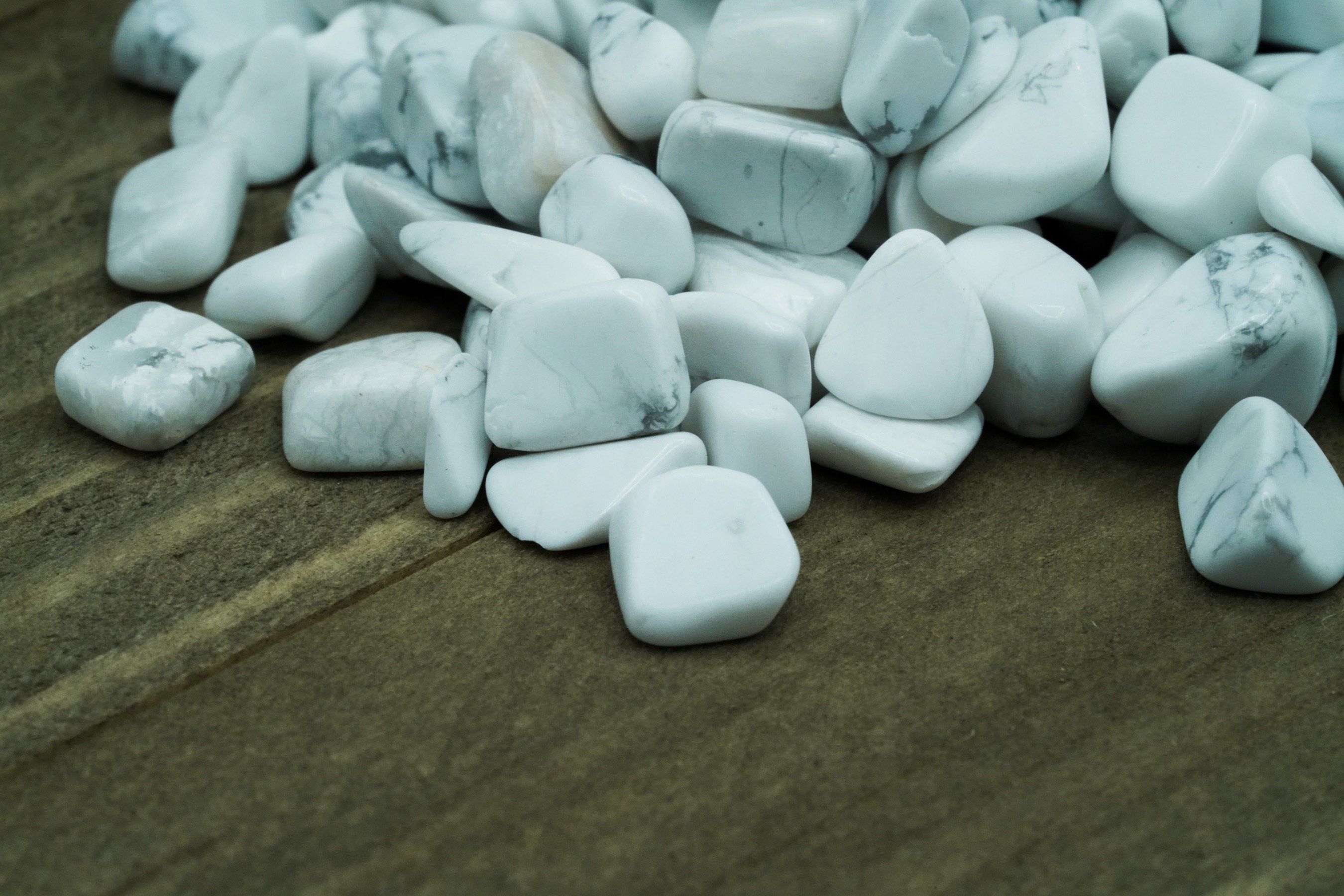 White Howlite Tumbled Crystal Chips