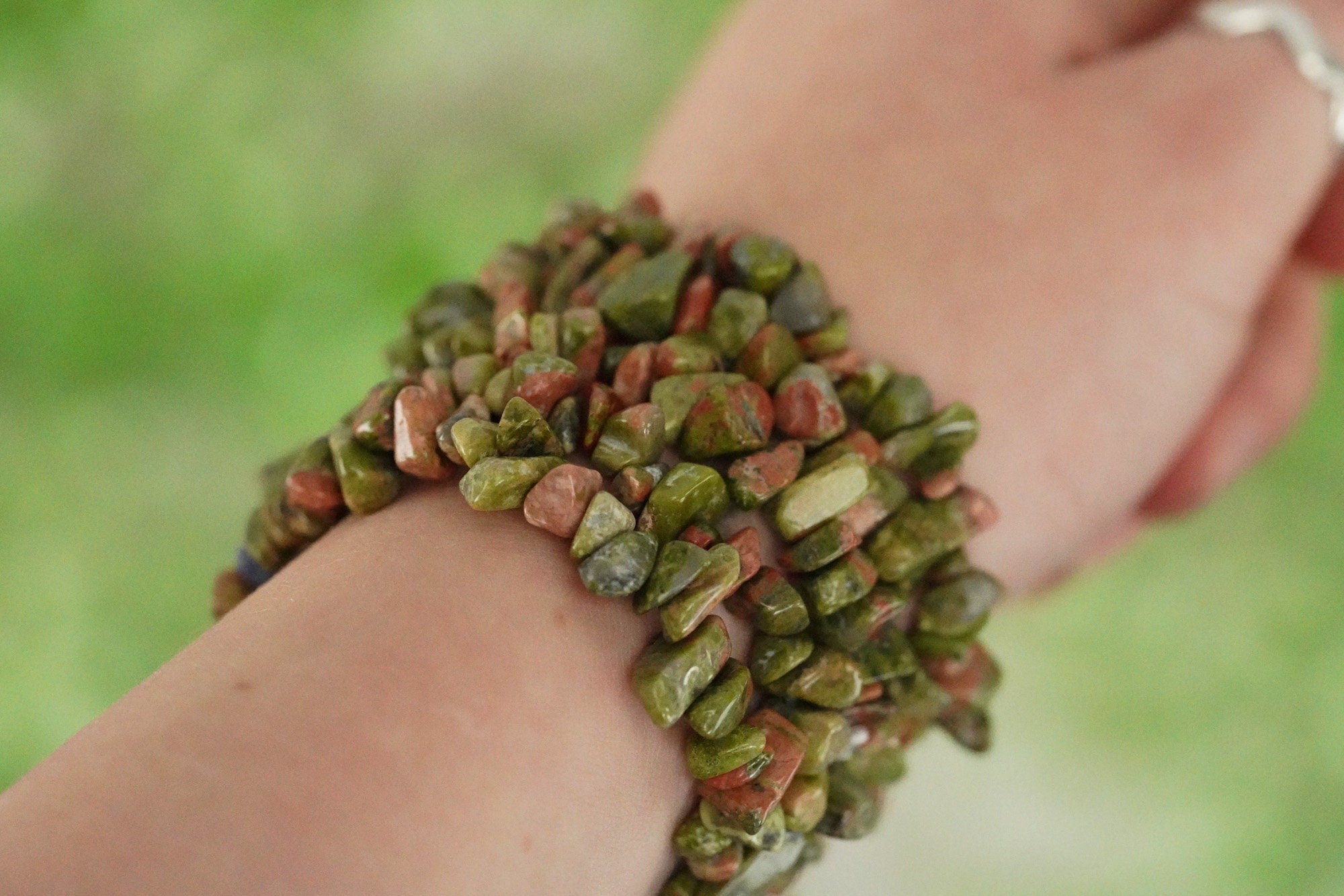 Unakite Tumbled Stone Crystal Chip Bracelet