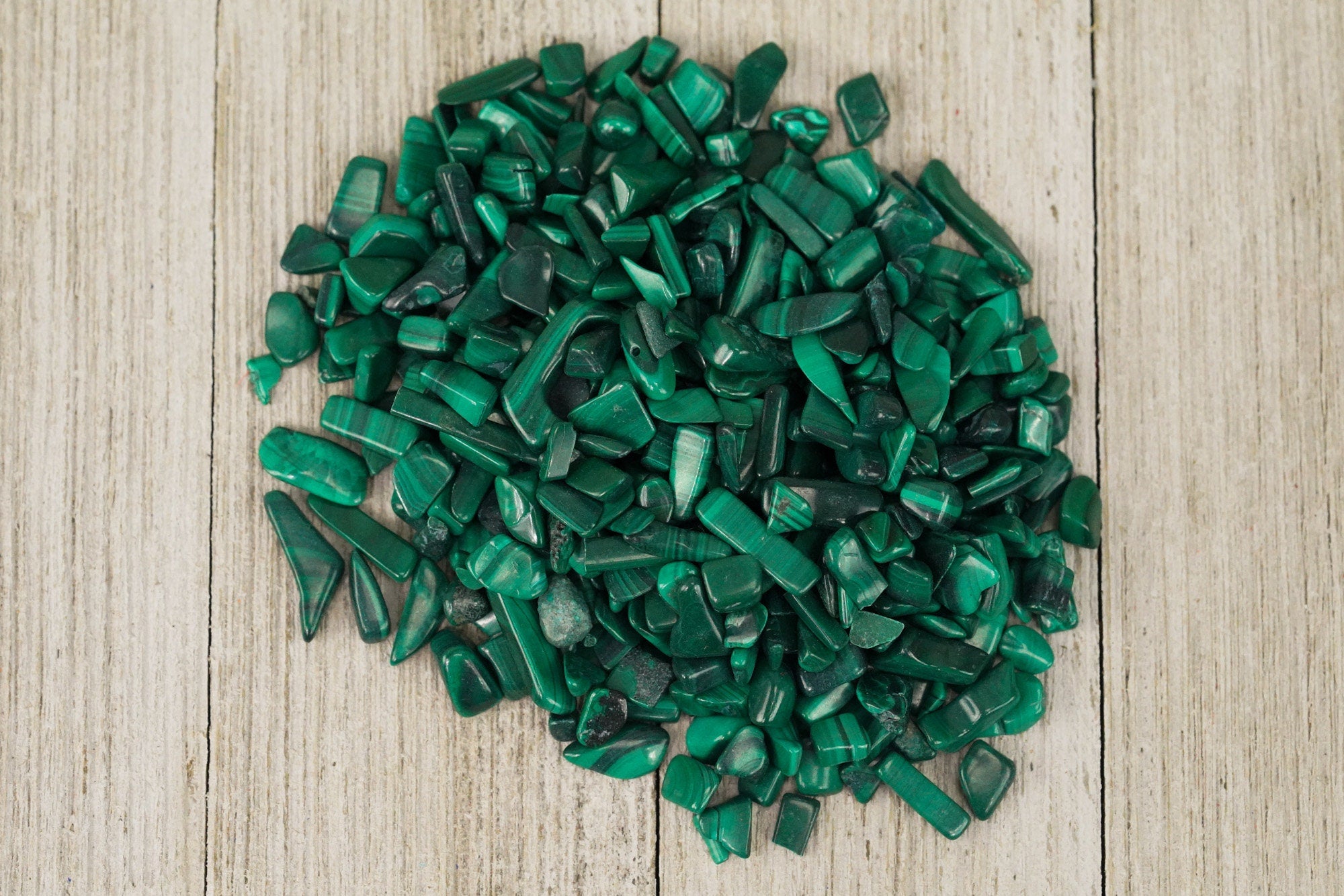 Malachite Tumbled Crystal Chips