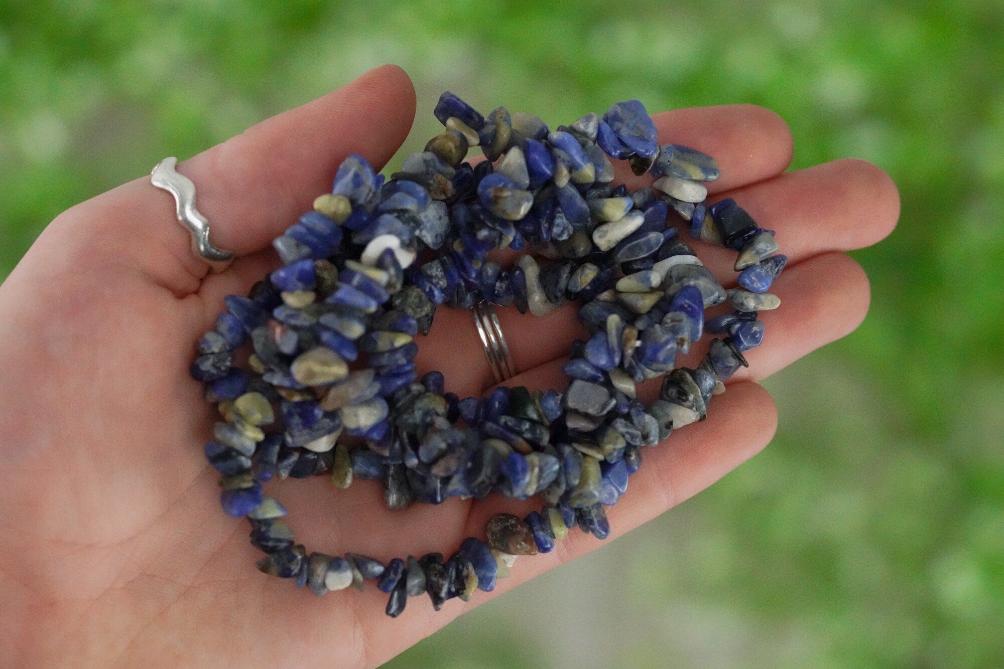 Sodalite Tumbled Stone Crystal Chip Bracelet