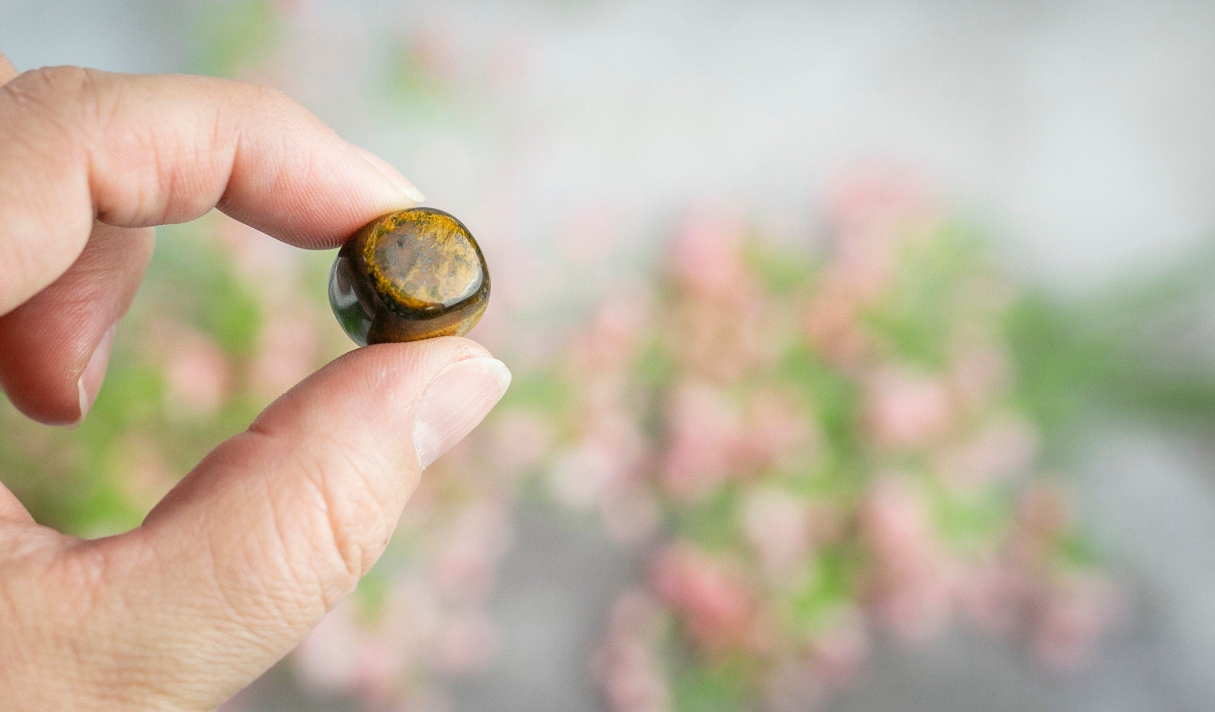 Tigers Eye Runestone Set