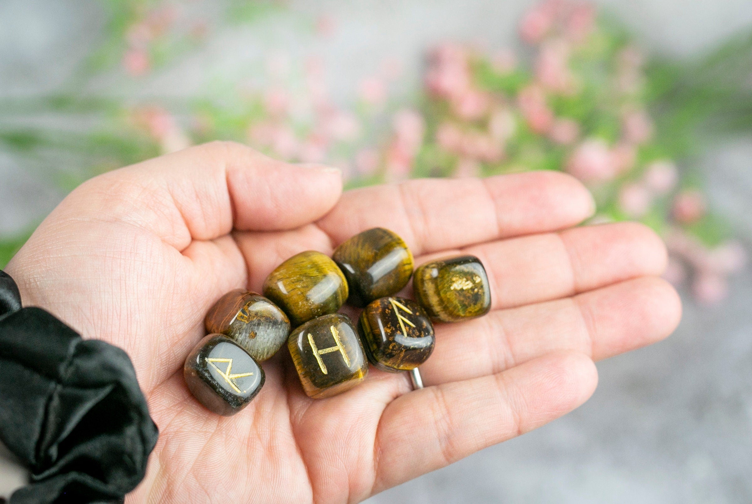 Tigers Eye Runestone Set